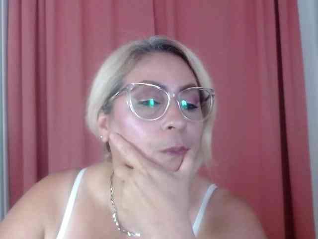 Elena-xx webcam