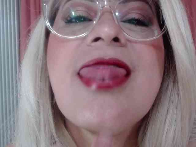 Elena-xx webcam