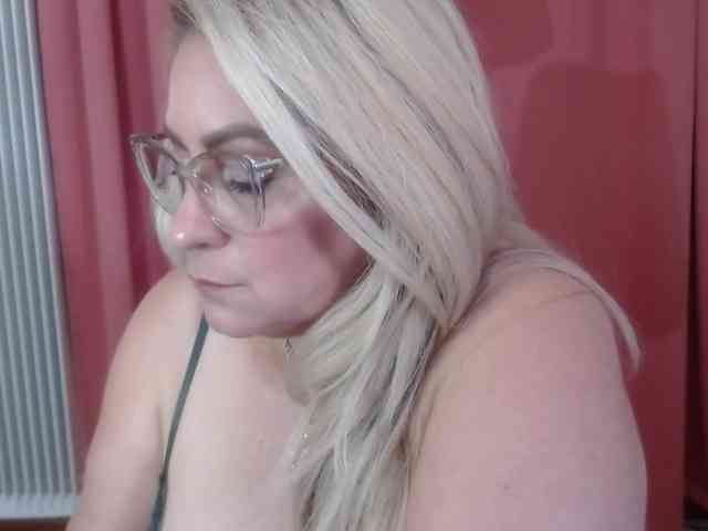 Elena-xx webcam
