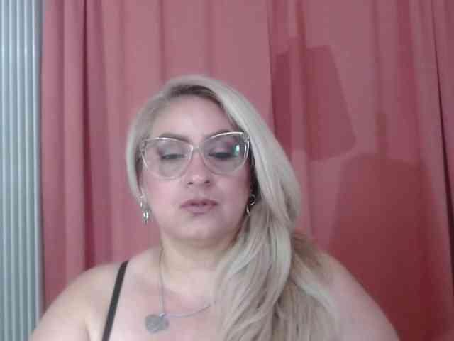 Elena-xx webcam