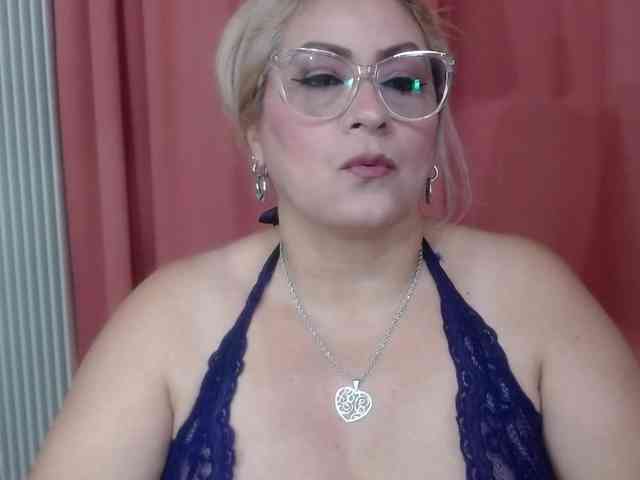 Elena-xx webcam