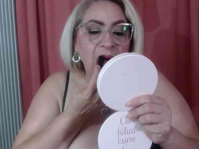 Elena-xx webcam
