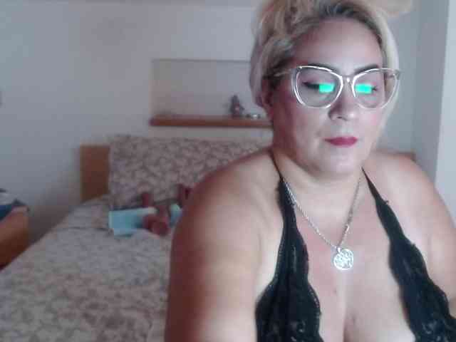 Elena-xx webcam