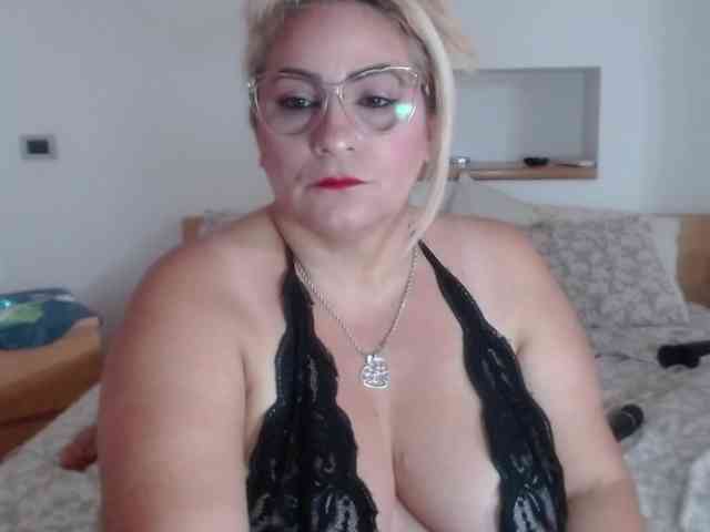 Modelo: Elena-xx