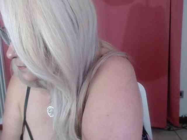 Elena-xx webcam