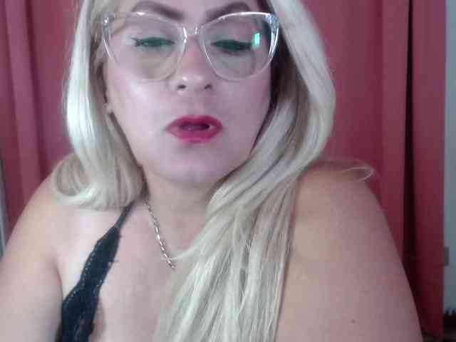 Elena-xx webcam