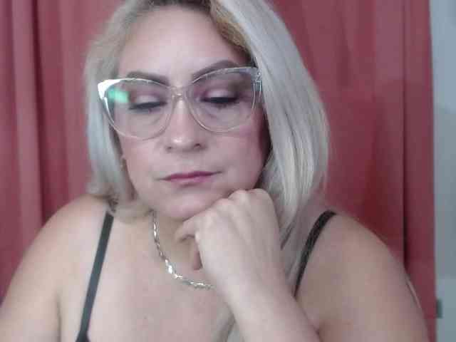 Elena-xx webcam