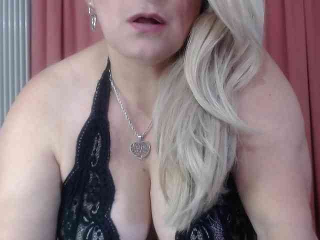 Elena-xx webcam