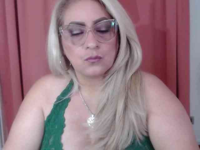 Elena-xx webcam