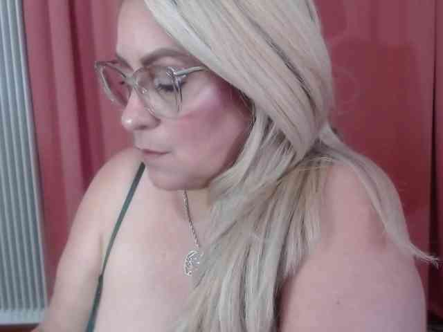 Elena-xx webcam