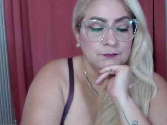 Elena-xx webcam
