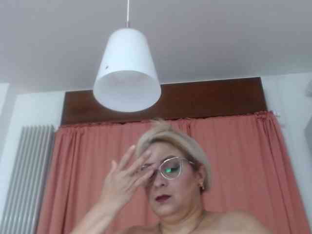 Elena-xx webcam
