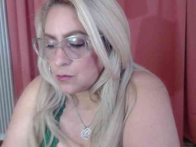 Elena-xx webcam