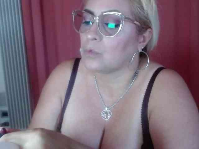Elena-xx webcam
