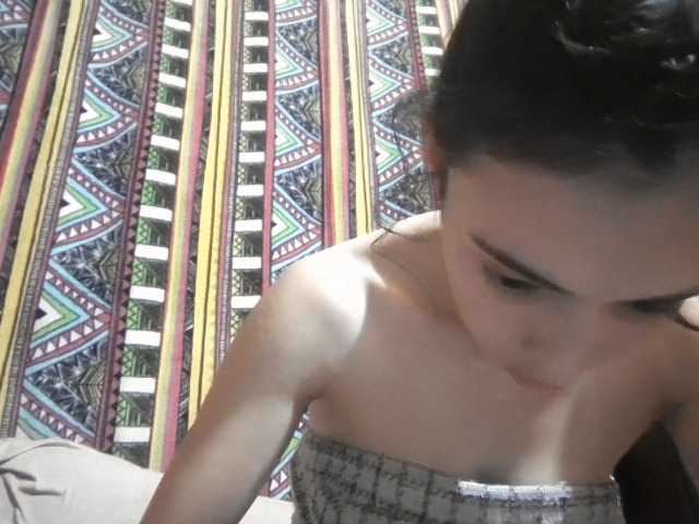 Lisbeth99 live cam on BongaCams