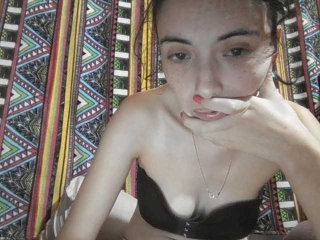 Lisbeth99 live cam on BongaCams