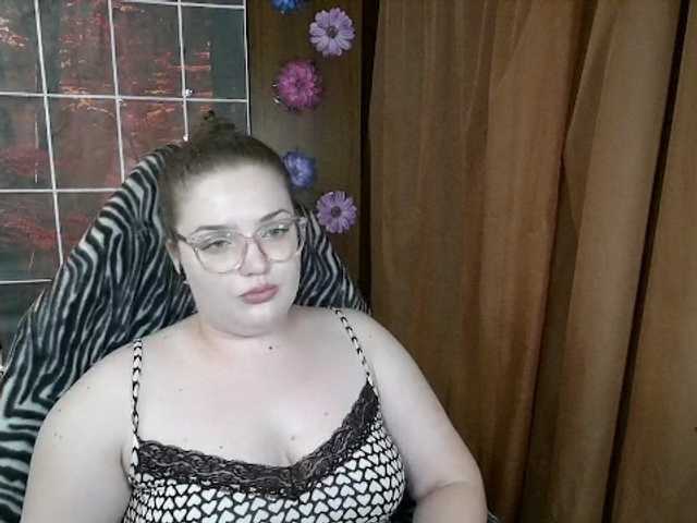 TeasingDora, en directo ahora en BongaCams