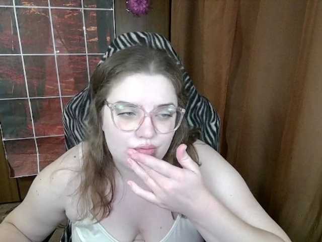 TeasingDora live cam on BongaCams