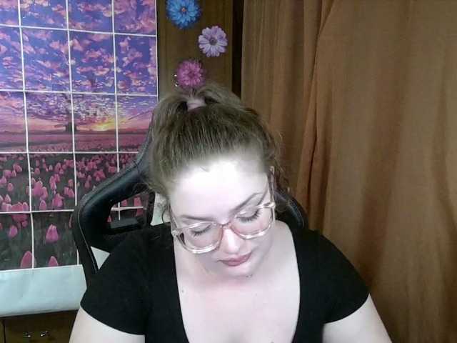 TeasingDora live cam on BongaCams