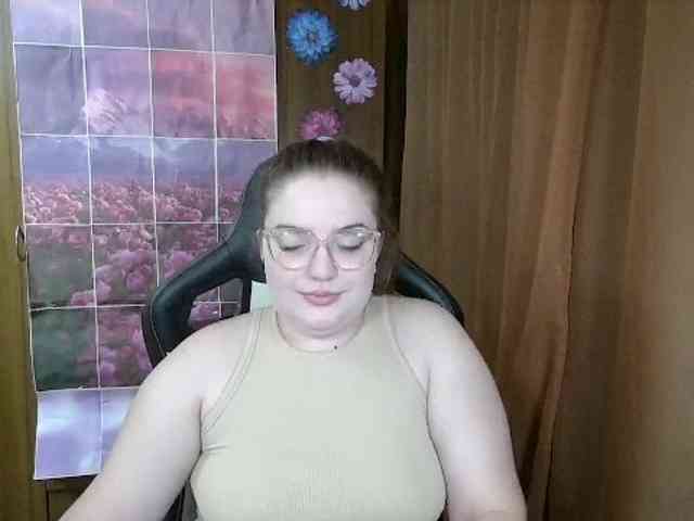 TeasingDora webcam