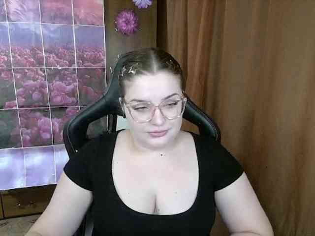 TeasingDora webcam