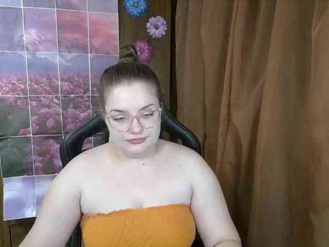 TeasingDora webcam