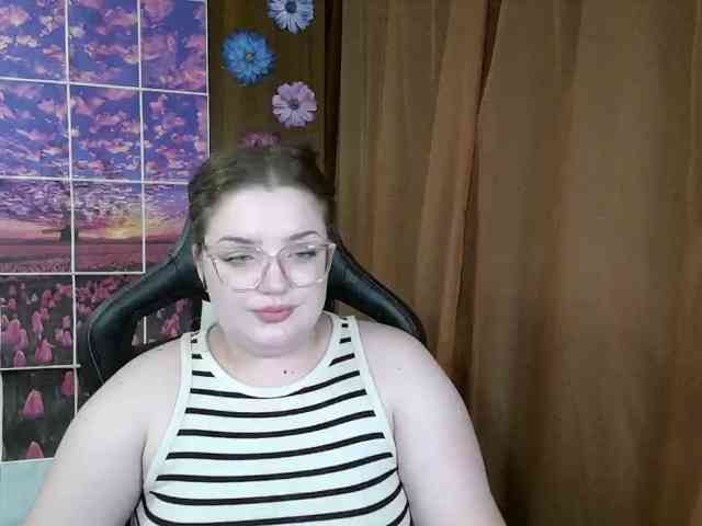TeasingDora webcam