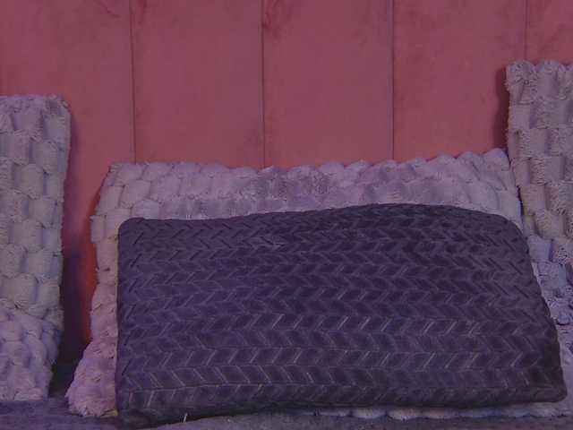 OliviaRoss live cam on BongaCams