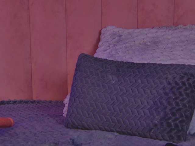 OliviaRoss live cam on BongaCams