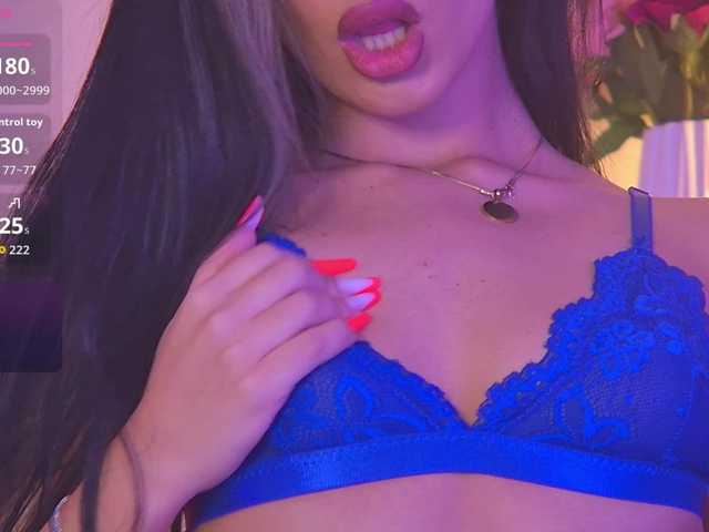 OliviaRoss live cam on BongaCams