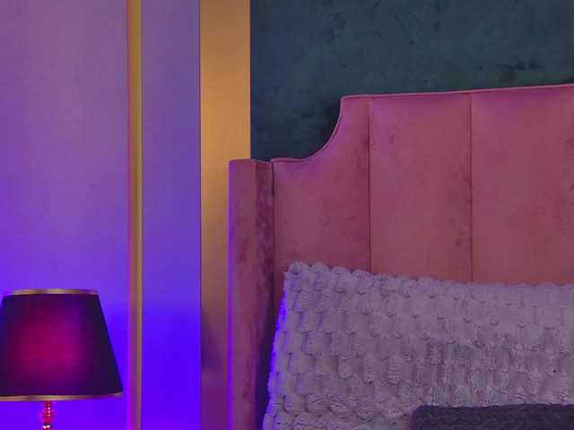 OliviaRoss live cam on BongaCams