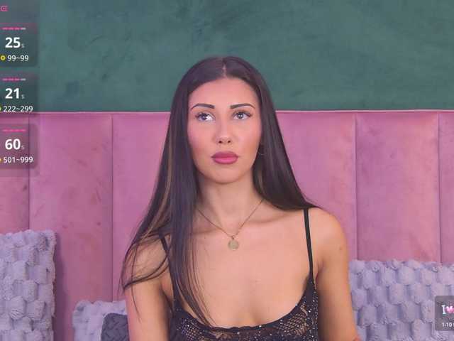 OliviaRoss live cam on BongaCams