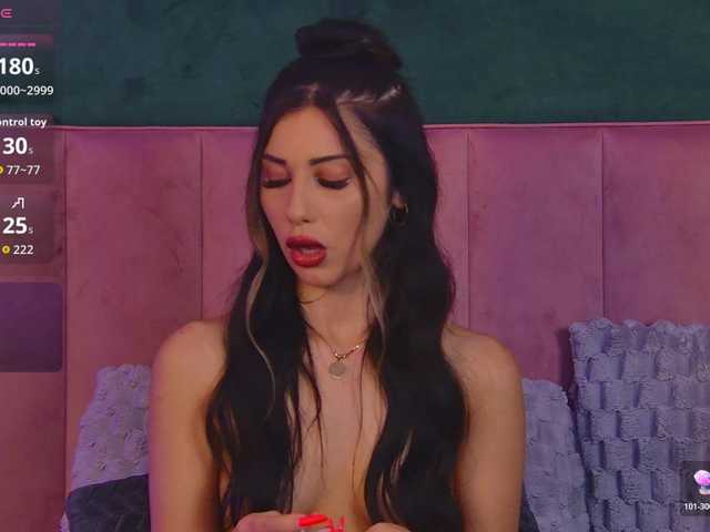 OliviaRoss live cam