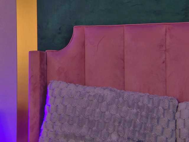 OliviaRoss live cam on BongaCams