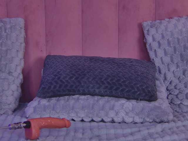 OliviaRoss live cam on BongaCams