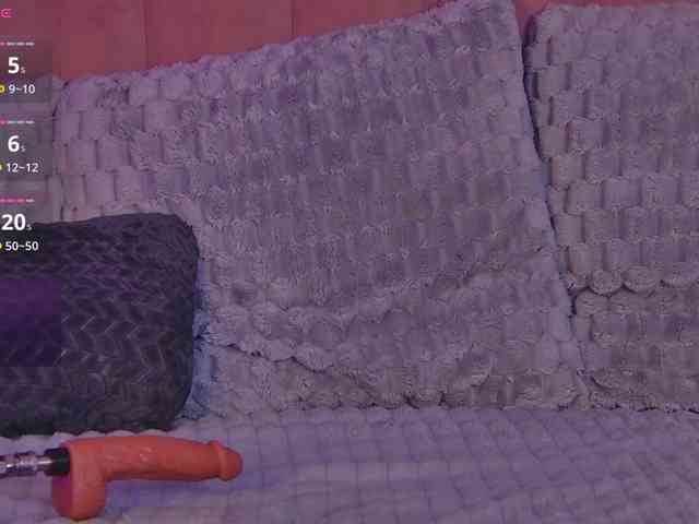 OliviaRoss webcam