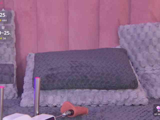 OliviaRoss webcam