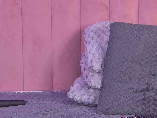 OliviaRoss webcam