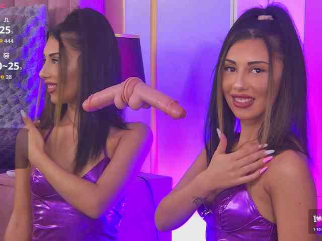OliviaRoss webcam