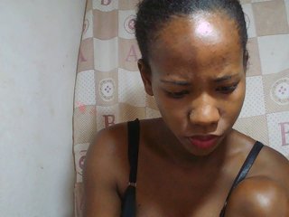 Sexy-Sarah's Live Webcam
