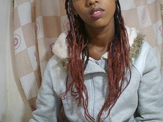 Sexy-Sarah's Live Webcam