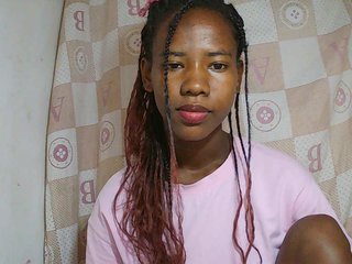 Sexy-Sarah's Live Webcam