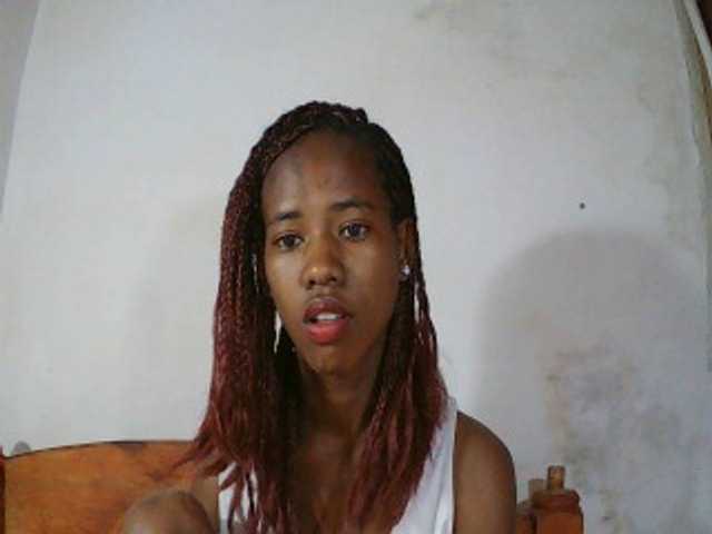 Sexy-Sarah live cam on BongaCams