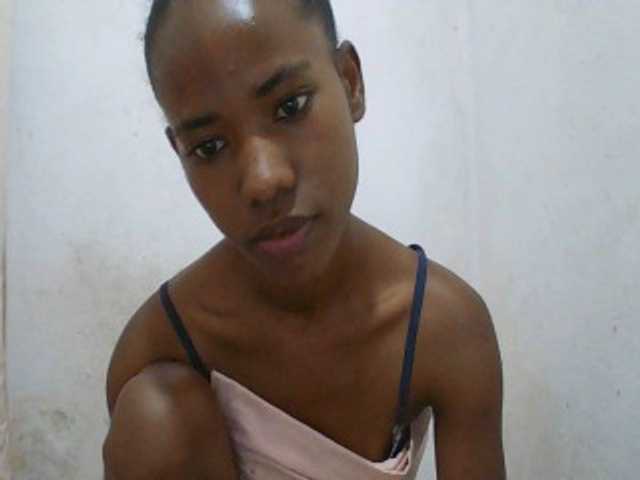 Sexy-Sarah live cam on BongaCams