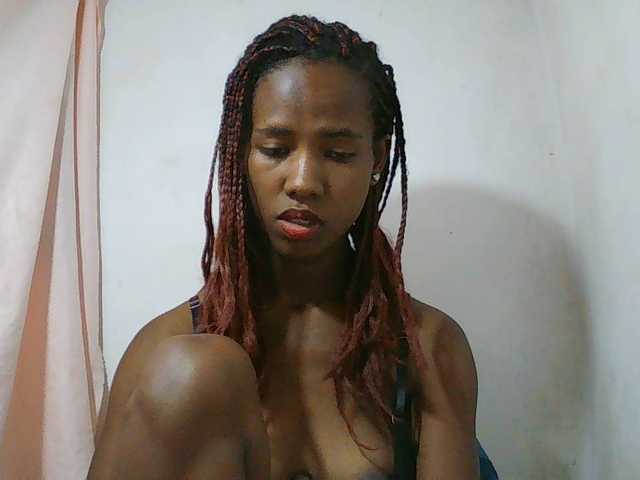 Sexy-Sarah live cam on BongaCams