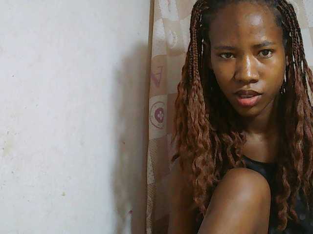 Sexy-Sarah live cam on BongaCams
