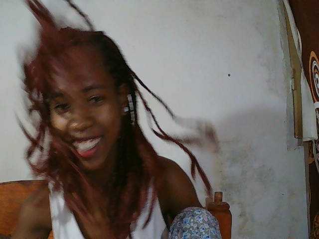 Sexy-Sarah live cam on BongaCams
