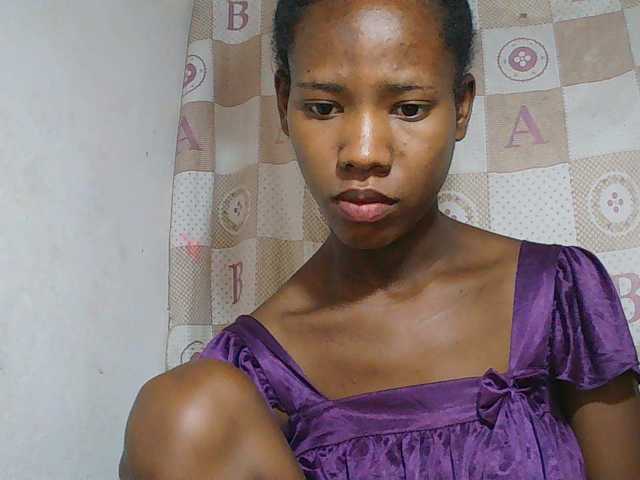Sexy-Sarah live cam on BongaCams