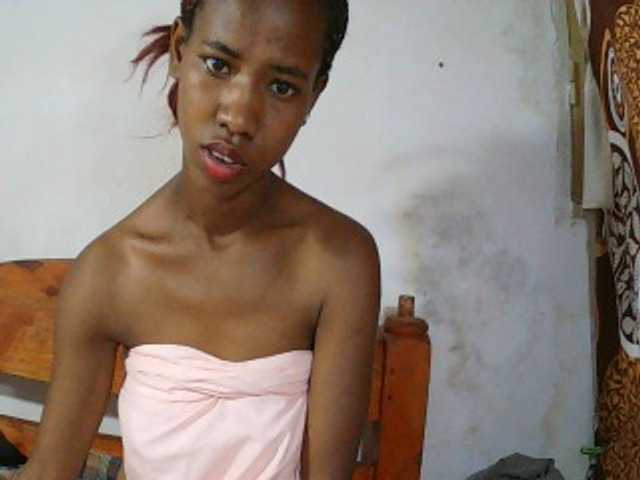 Sexy-Sarah live cam on BongaCams