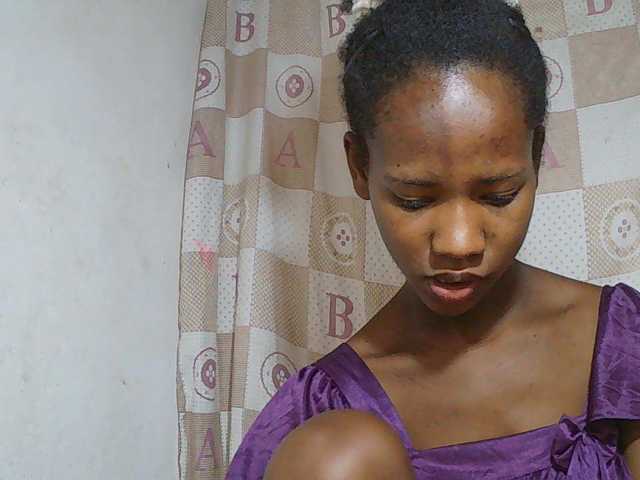 Sexy-Sarah live cam on BongaCams